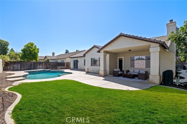 Detail Gallery Image 35 of 39 For 9600 Lake Superior Dr, Bakersfield,  CA 93312 - 4 Beds | 3/1 Baths