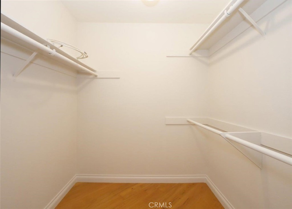 https://media.crmls.org/medias/1452c307-3332-4f15-8c9f-e19b410ddc48.jpg?preset=X-Large