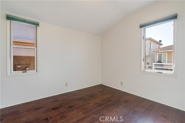 Detail Gallery Image 10 of 32 For 1812 Ocean Dr, Manhattan Beach,  CA 90266 - 2 Beds | 1 Baths