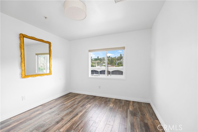 Detail Gallery Image 10 of 18 For 2211 Hyperion Ave, Los Angeles,  CA 90027 - 2 Beds | 1 Baths