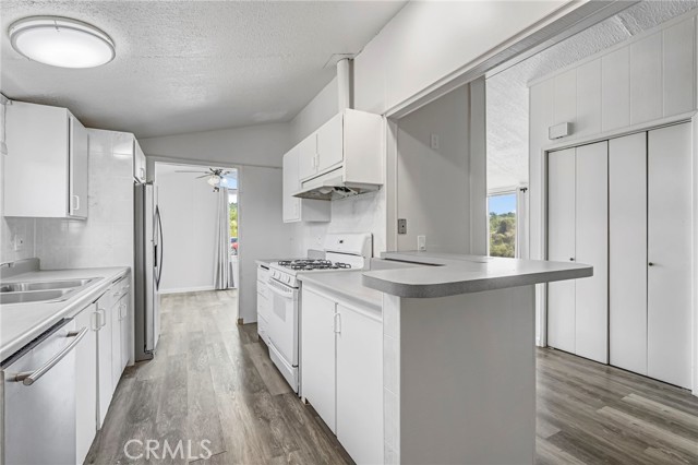 Image 14 of 36 For 27062 Road 400