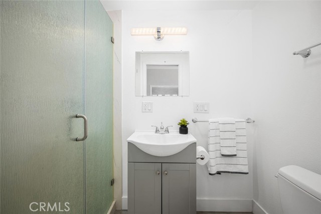 13781 Alderwood Lane, Seal Beach CA: https://media.crmls.org/medias/14533804-ef26-4b36-a909-5b160b653058.jpg
