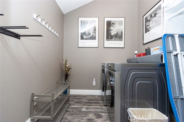 Detail Gallery Image 27 of 32 For 43005 Monterey, Big Bear Lake,  CA 92315 - 3 Beds | 2 Baths