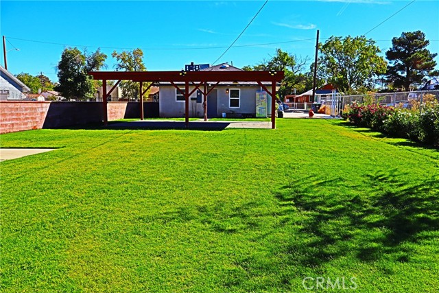 Detail Gallery Image 6 of 27 For 44643 Date Ave, Lancaster,  CA 93534 - 2 Beds | 2 Baths