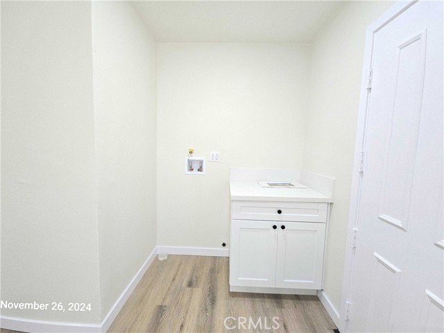 Detail Gallery Image 7 of 18 For 10916 S Inglewood Ave #10920,  Inglewood,  CA 90304 - 3 Beds | 2 Baths