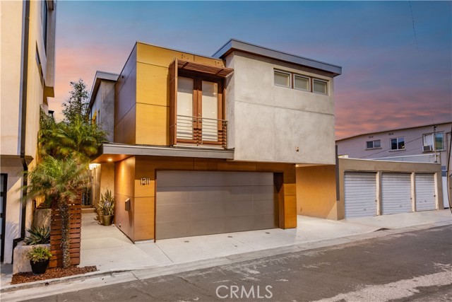 1211 Bayview Drive, Manhattan Beach, California 90266, 4 Bedrooms Bedrooms, ,4 BathroomsBathrooms,Residential,Sold,Bayview,SB21169008