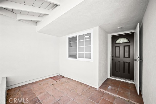 12031 Pierce Street, Sylmar CA: https://media.crmls.org/medias/1454f220-73de-4b1d-9a2d-6cf99f8f9d51.jpg