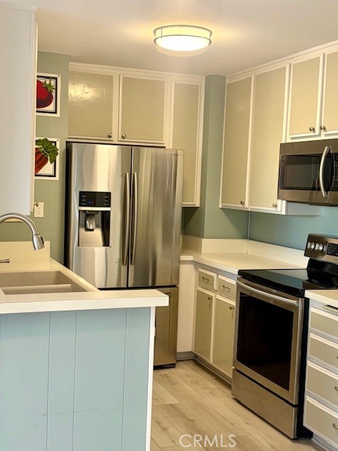 Detail Gallery Image 3 of 29 For 1750 E Ocean #603,  Long Beach,  CA 90802 - 1 Beds | 1 Baths