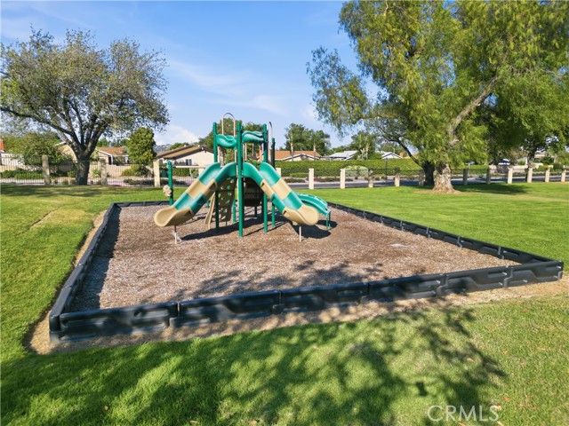 Detail Gallery Image 22 of 33 For 7035 Batavia Way, Riverside,  CA 92586 - 4 Beds | 2 Baths