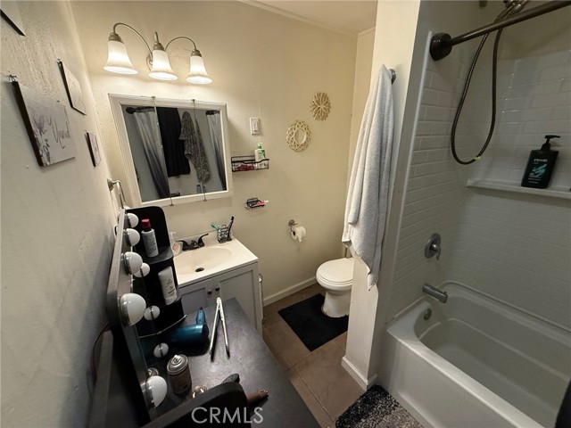 Detail Gallery Image 6 of 10 For 1559 K St., San Miguel,  CA 93451 - 1 Beds | 1/1 Baths