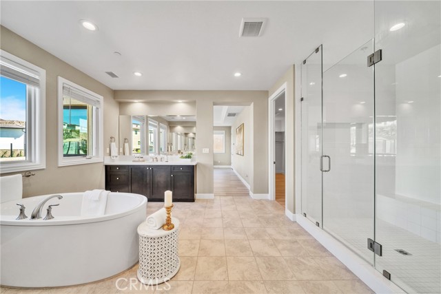 Detail Gallery Image 31 of 52 For 11740 Manchester Way, Porter Ranch,  CA 91326 - 5 Beds | 6 Baths