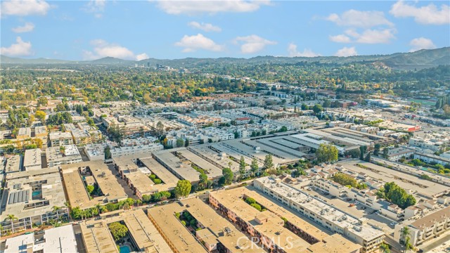 Detail Gallery Image 23 of 24 For 5349 Newcastle Ave #62,  Encino,  CA 91316 - 2 Beds | 2 Baths