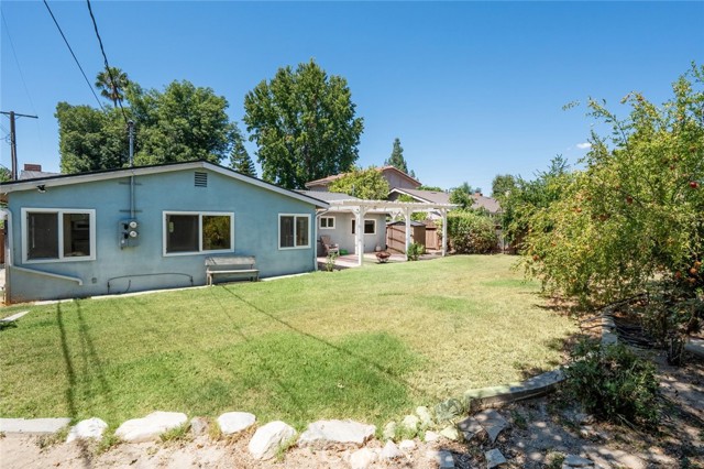 Detail Gallery Image 37 of 41 For 8846 Laramie Ave, Winnetka,  CA 91306 - 4 Beds | 3 Baths