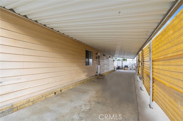 471 Santa Clara Circle, Hemet CA: https://media.crmls.org/medias/14594776-0a41-4ba7-abed-c4287ed3639f.jpg