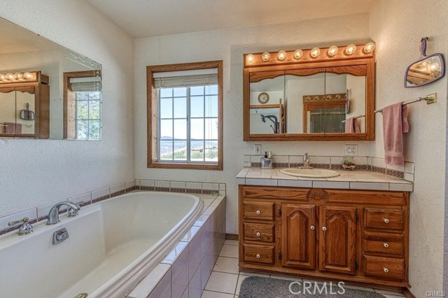 Detail Gallery Image 21 of 24 For 30668 3/4 Tick Canyon Rd, Canyon Country,  CA 91387 - 3 Beds | 3 Baths