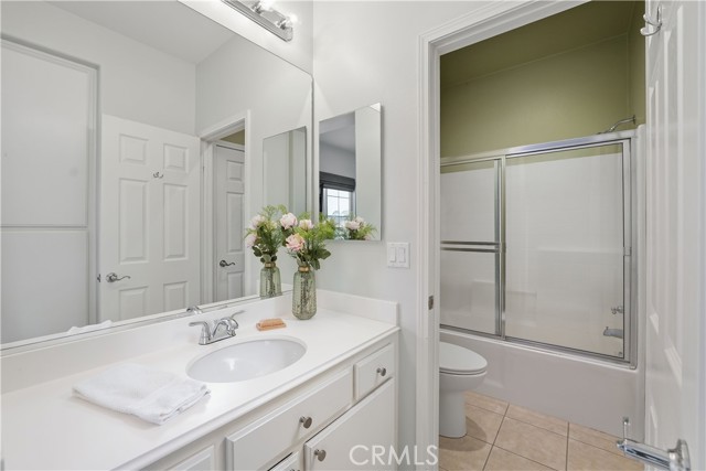 Detail Gallery Image 26 of 37 For 24125 Willowbrooke Ct, Valencia,  CA 91354 - 4 Beds | 3 Baths