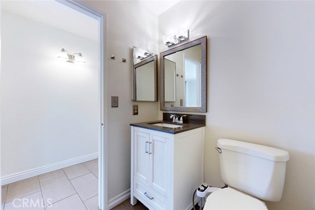 Detail Gallery Image 26 of 38 For 10504 Sunland Blvd Bld #5,  Sunland,  CA 91040 - 2 Beds | 2 Baths