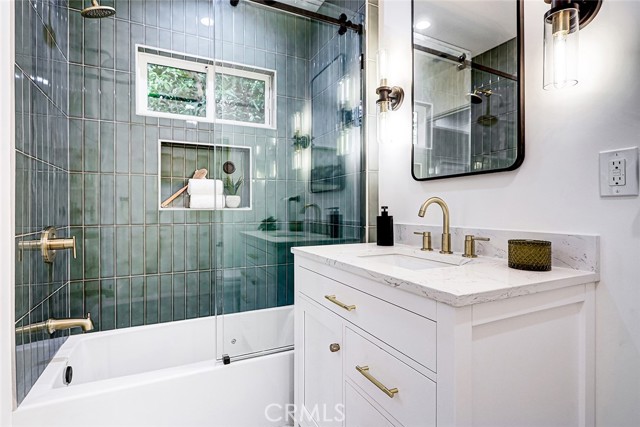 Detail Gallery Image 21 of 38 For 2229 Thorley Pl, Palos Verdes Estates,  CA 90274 - 4 Beds | 4/1 Baths