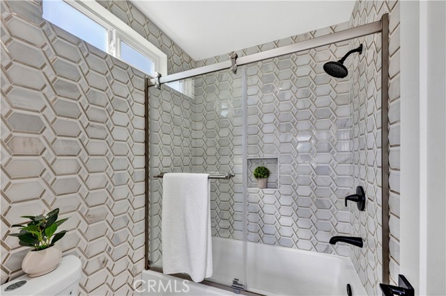 Image 31 of 50 For 17837 San Rafael Street