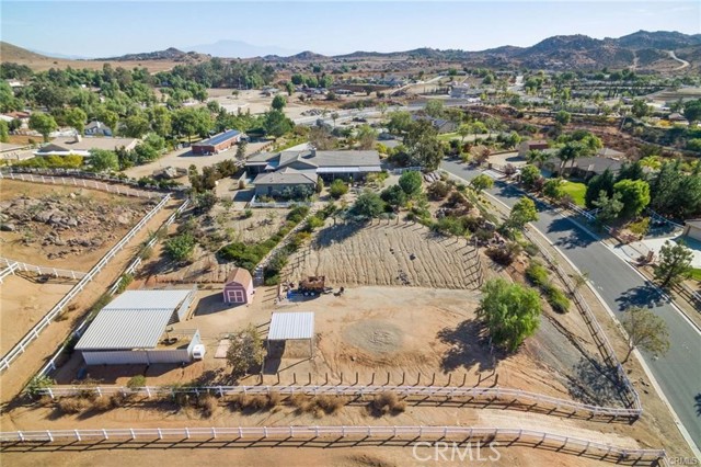 23641 ROSE QUARTZ Drive, Perris CA: https://media.crmls.org/medias/145bc9aa-9871-468a-9a55-cf178c121f93.jpg