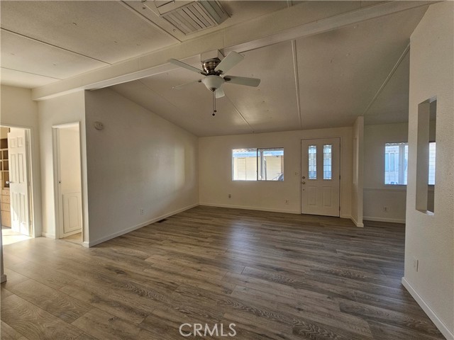 Detail Gallery Image 8 of 24 For 350 San Jacinto Ave #214,  Perris,  CA 92571 - 3 Beds | 2 Baths
