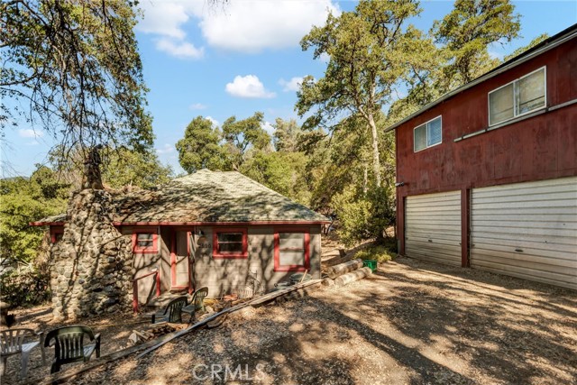 Detail Gallery Image 9 of 17 For 2690 Carmel Ave, Clearlake,  CA 95424 - 2 Beds | 1 Baths