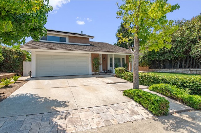 Detail Gallery Image 4 of 37 For 26656 Rio Hondo Cir, Lake Forest,  CA 92630 - 4 Beds | 2/1 Baths