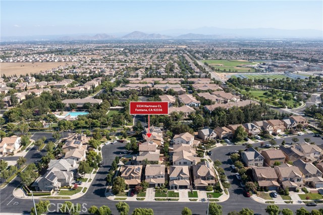 5534 Hartness Court, Fontana CA: https://media.crmls.org/medias/145d4f6a-1dbd-4833-b1a9-28c0e10260df.jpg