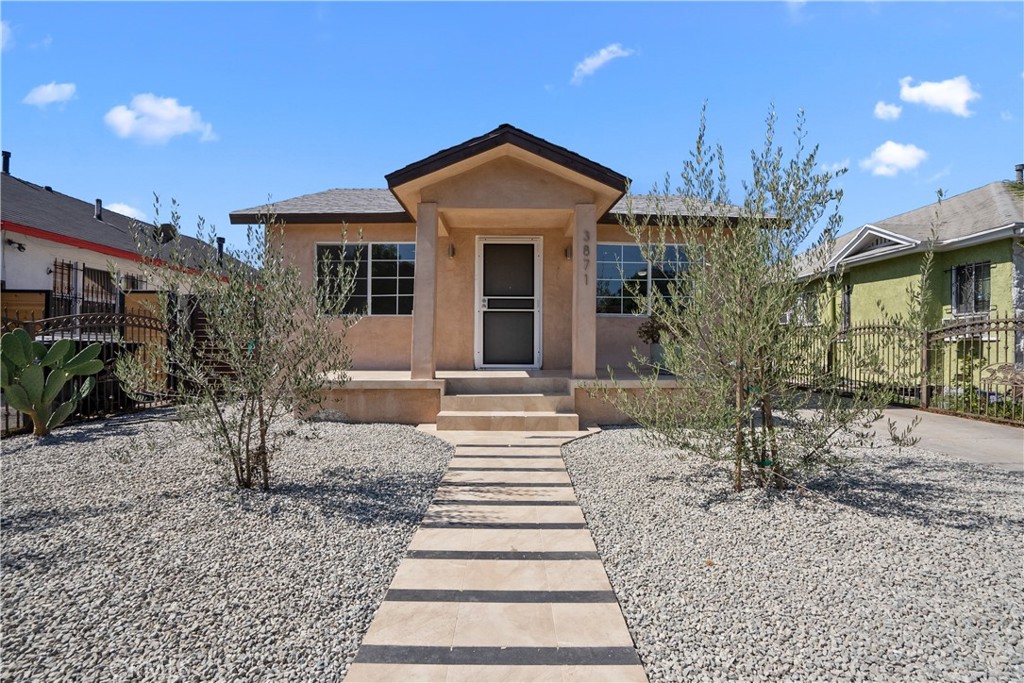 3871 Cimarron Street, Los Angeles, CA 90062