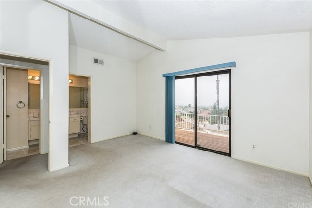 3899 28th Street, Highland CA: https://media.crmls.org/medias/14619404-6fc0-4bcf-b678-7876a469e14c.jpg
