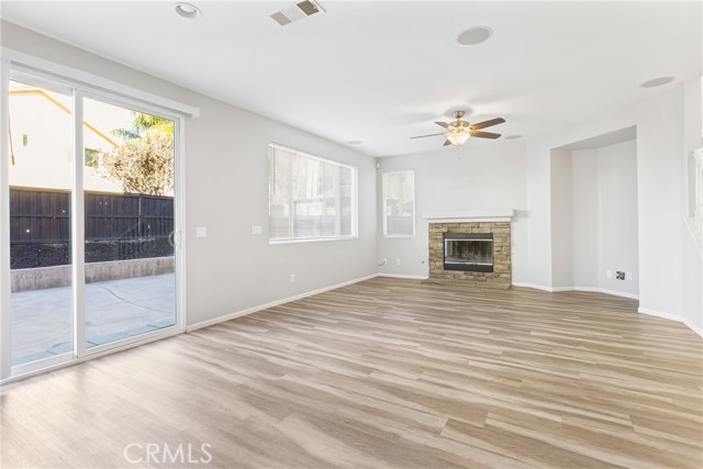 Detail Gallery Image 8 of 28 For 29450 Cresta Dr, Menifee,  CA 92584 - 4 Beds | 2/1 Baths