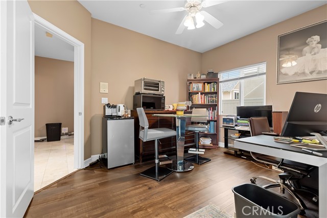 Detail Gallery Image 21 of 43 For 211 S Francisca, Redondo Beach,  CA 90277 - 4 Beds | 3 Baths