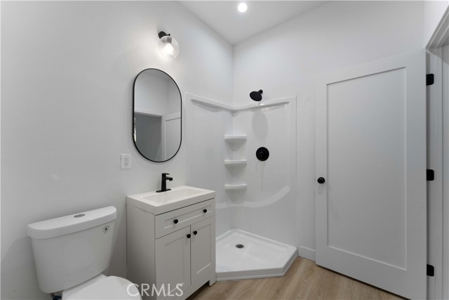 Detail Gallery Image 8 of 20 For 752 E 17th St, Los Angeles,  CA 90021 - – Beds | – Baths