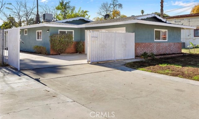 247 W 25th St, San Bernardino, CA 92405