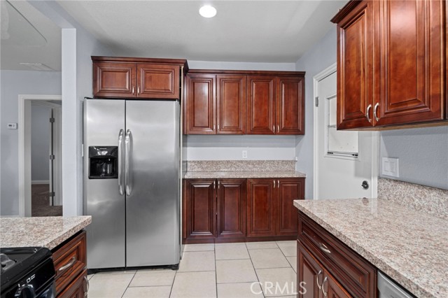2703 Gates AVE, Redondo Beach CA: https://media.crmls.org/medias/14638e35-8e92-4dab-8ceb-271aaaddbc4c.jpg
