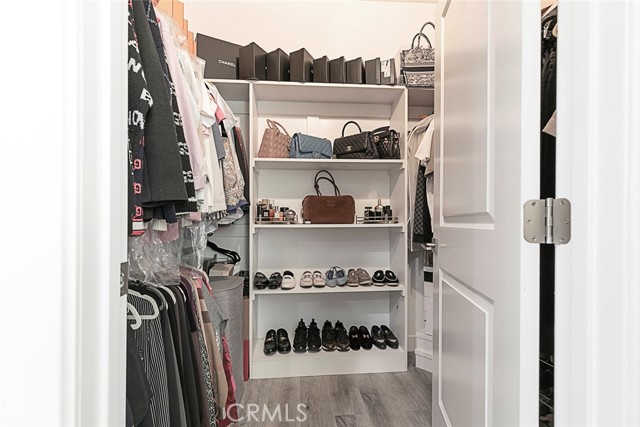 Detail Gallery Image 18 of 52 For 9124 N Nilo Ln, Panorama City,  CA 91402 - 4 Beds | 3/1 Baths
