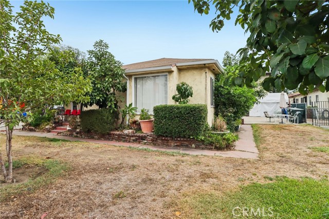 1032 S Greenwood, Montebello CA: https://media.crmls.org/medias/146444eb-686d-45ec-afe0-84eece178568.jpg