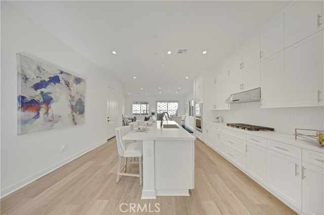 Detail Gallery Image 4 of 46 For 22049 Portofino Dr, Walnut,  CA 91789 - 4 Beds | 3/1 Baths