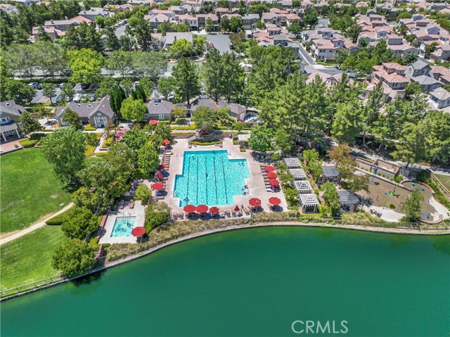 28549 Oakhurst, Temecula CA: https://media.crmls.org/medias/1465ef52-b8d6-49e9-a8ff-6814b7f2043b.jpg