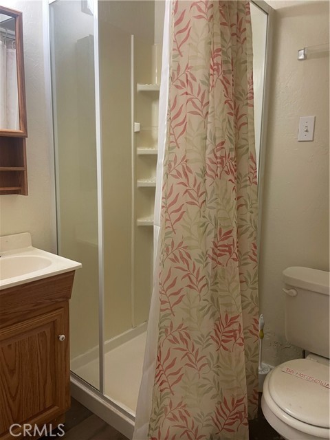 652 Knoll Drive, Crestline CA: https://media.crmls.org/medias/14660663-6529-48c9-a05a-5c98769079c3.jpg