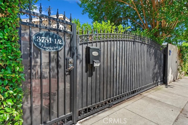3751 Laurita Avenue, Pasadena CA: https://media.crmls.org/medias/14666d5c-e805-41b8-86b1-27a5481abafb.jpg
