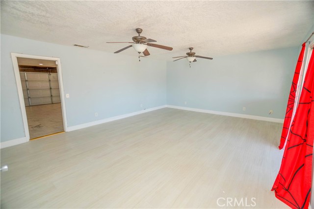 Detail Gallery Image 41 of 56 For 7795 Oakwood, Hesperia,  CA 92345 - 3 Beds | 2 Baths