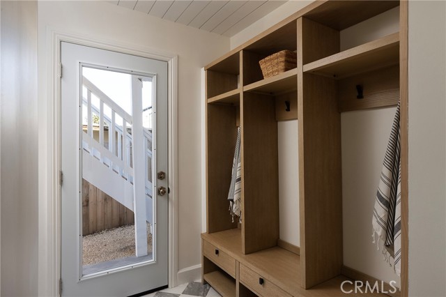 31927 Hayes Place, Laguna Beach CA: https://media.crmls.org/medias/1467389e-9746-452e-948b-7ba3aa7a5d0d.jpg