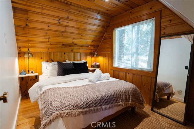 761 Arrowhead Villa Road, Lake Arrowhead, CA 92352