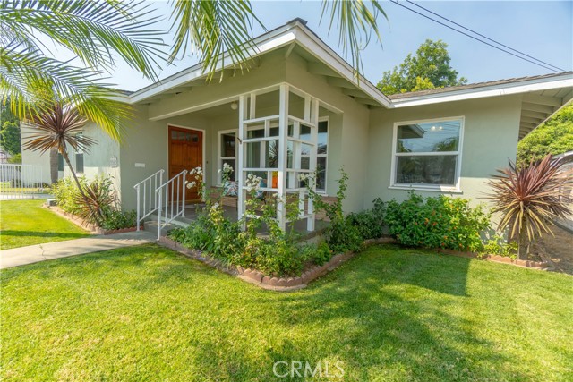 Detail Gallery Image 4 of 36 For 765 N Currier, Pomona,  CA 91768 - 2 Beds | 1 Baths