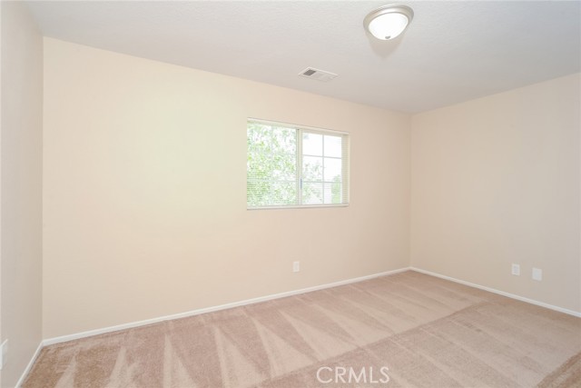 Detail Gallery Image 9 of 17 For 45529 36th St, Lancaster,  CA 93535 - 5 Beds | 3 Baths