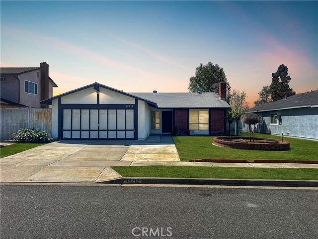 Detail Gallery Image 1 of 2 For 12212 Twintree Ave, Garden Grove,  CA 92840 - 3 Beds | 2 Baths