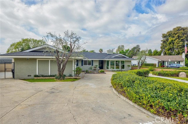 Detail Gallery Image 2 of 67 For 8459 La Vela, Whittier,  CA 90605 - 5 Beds | 4/1 Baths