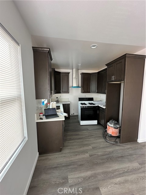 Detail Gallery Image 4 of 16 For 796 Cherry Ave a,  Long Beach,  CA 90813 - 2 Beds | 1 Baths