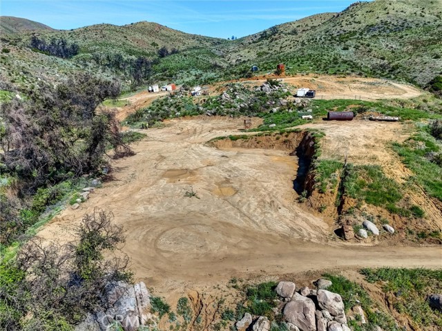 Detail Gallery Image 7 of 52 For 2 Decker Canyon Road, Ortega Mountain,  CA 92530 - – Beds | – Baths